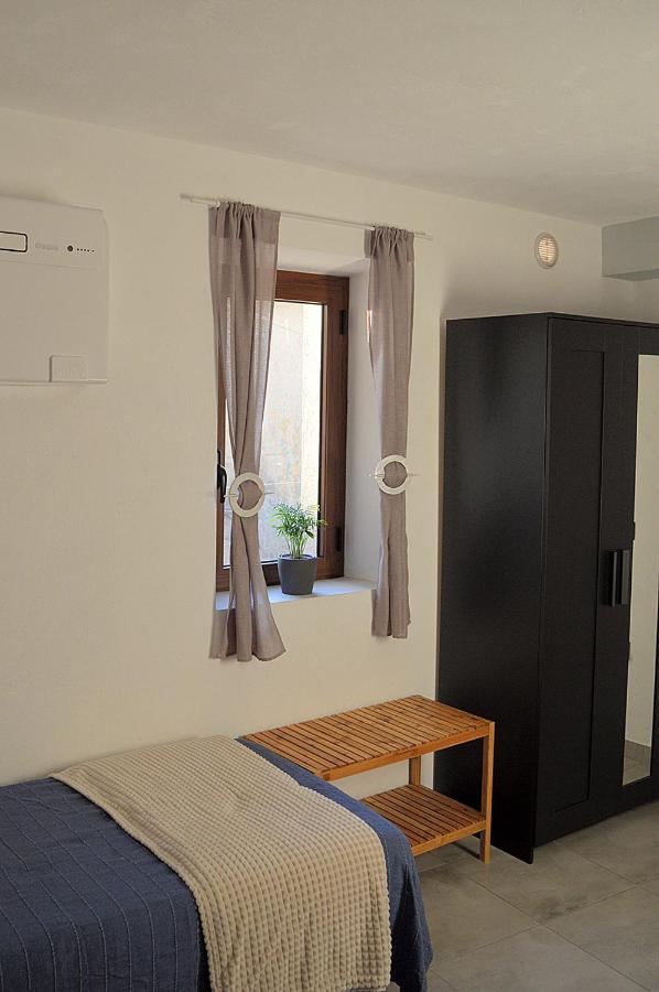 B&B Li Gutti Aieta Exterior foto